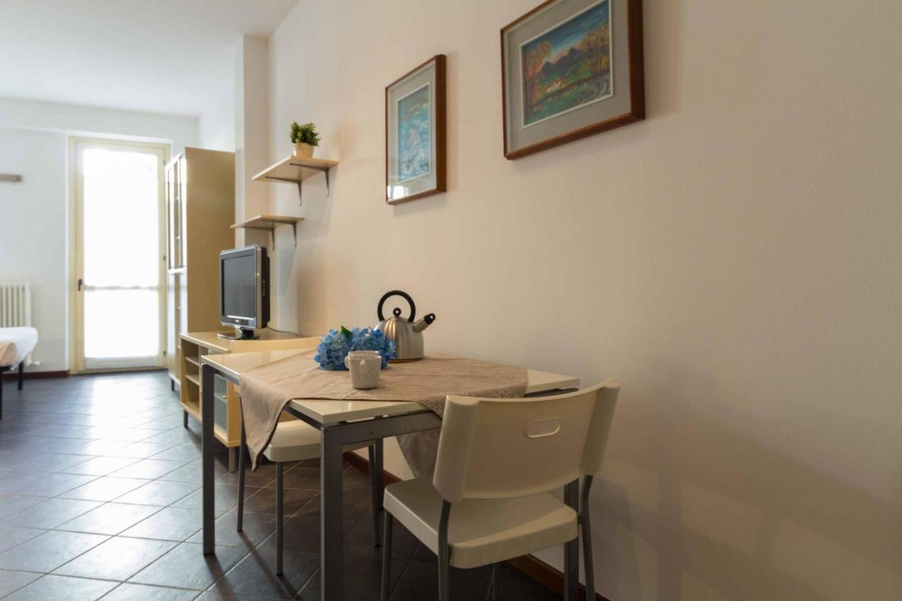 Galleria Roma Apartment - Affitti Brevi Italia Lecco Exteriör bild