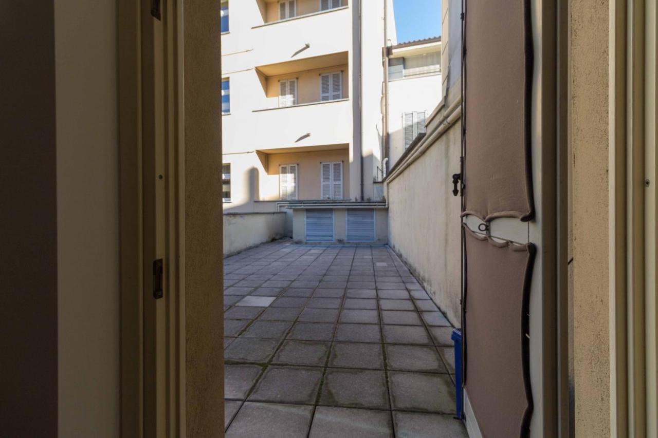 Galleria Roma Apartment - Affitti Brevi Italia Lecco Exteriör bild